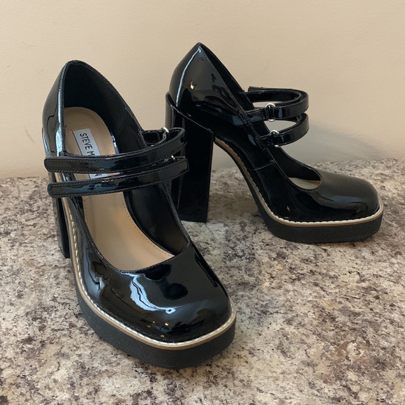 Steve Madden Chunky Black Patent Heels - Picture 5 of 16